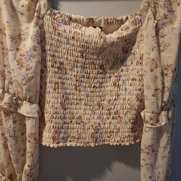 NWT Wild Fable Smocked Light Pink Floral Puff Sleeve Crop Top in Size XL - Picture 4 of 11